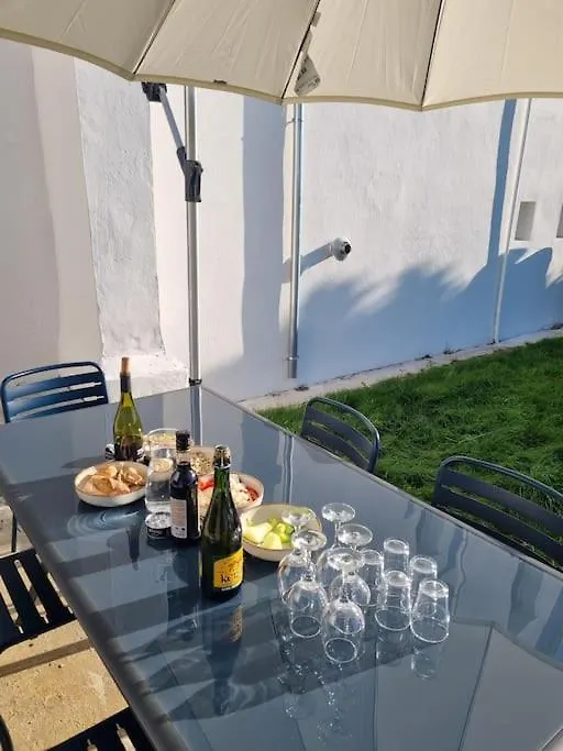 Holiday home Maison De Charme Avec Vue Mer Et Jardin Plouhinec